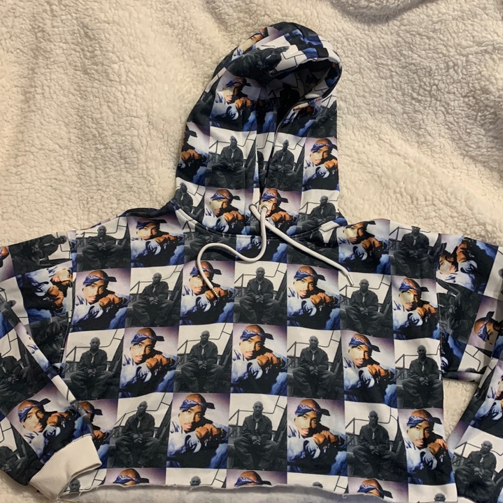 COPY - Tupac cropped hoodie - Size M
